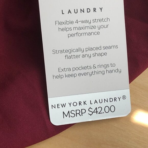 New York Laundry Medics Scrub Top - NWT's - Picture 9 of 10